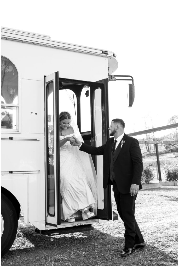 Vernon NJ Wedding Photography - Photos by Sydney Madison Creative